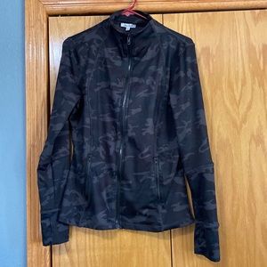 Womens zip up camo jacket